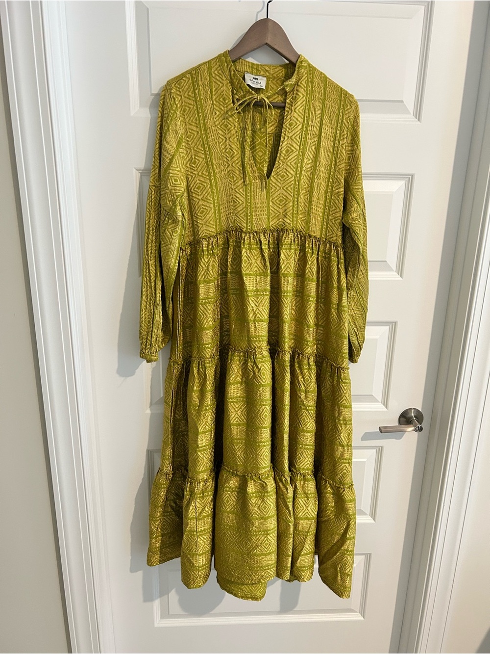 Aphaia Resort Tiered Dress Olive Green Gold Size M / L